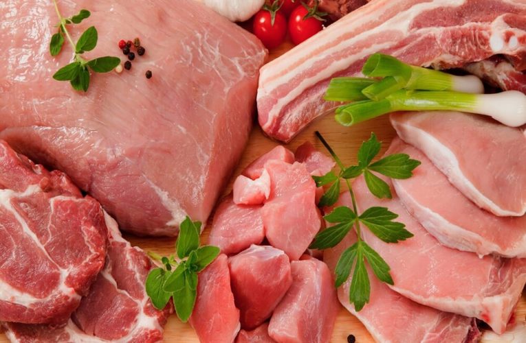 Thịt lợn để ngoài được bao lâu nếu không có tủ lạnh?